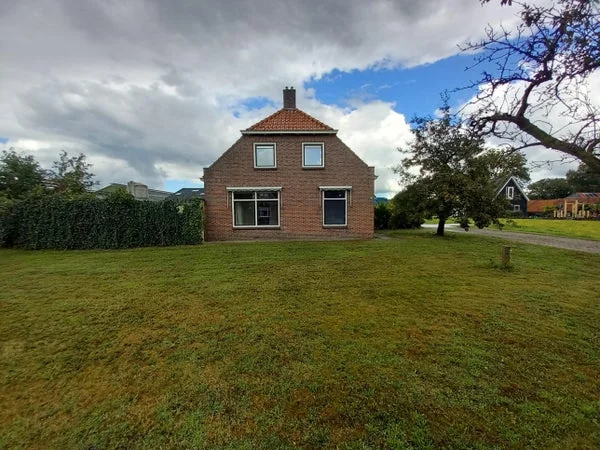 Rental property in Hoofdweg 117, Oldeholtpade