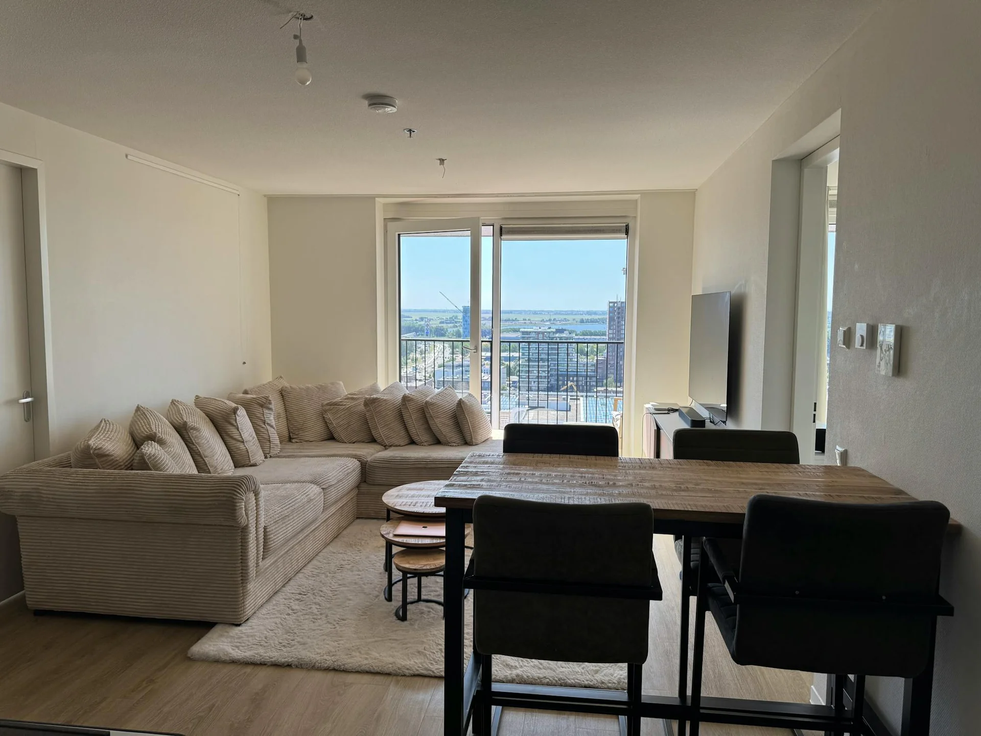 Rental property in Pietersbergweg, Amsterdam