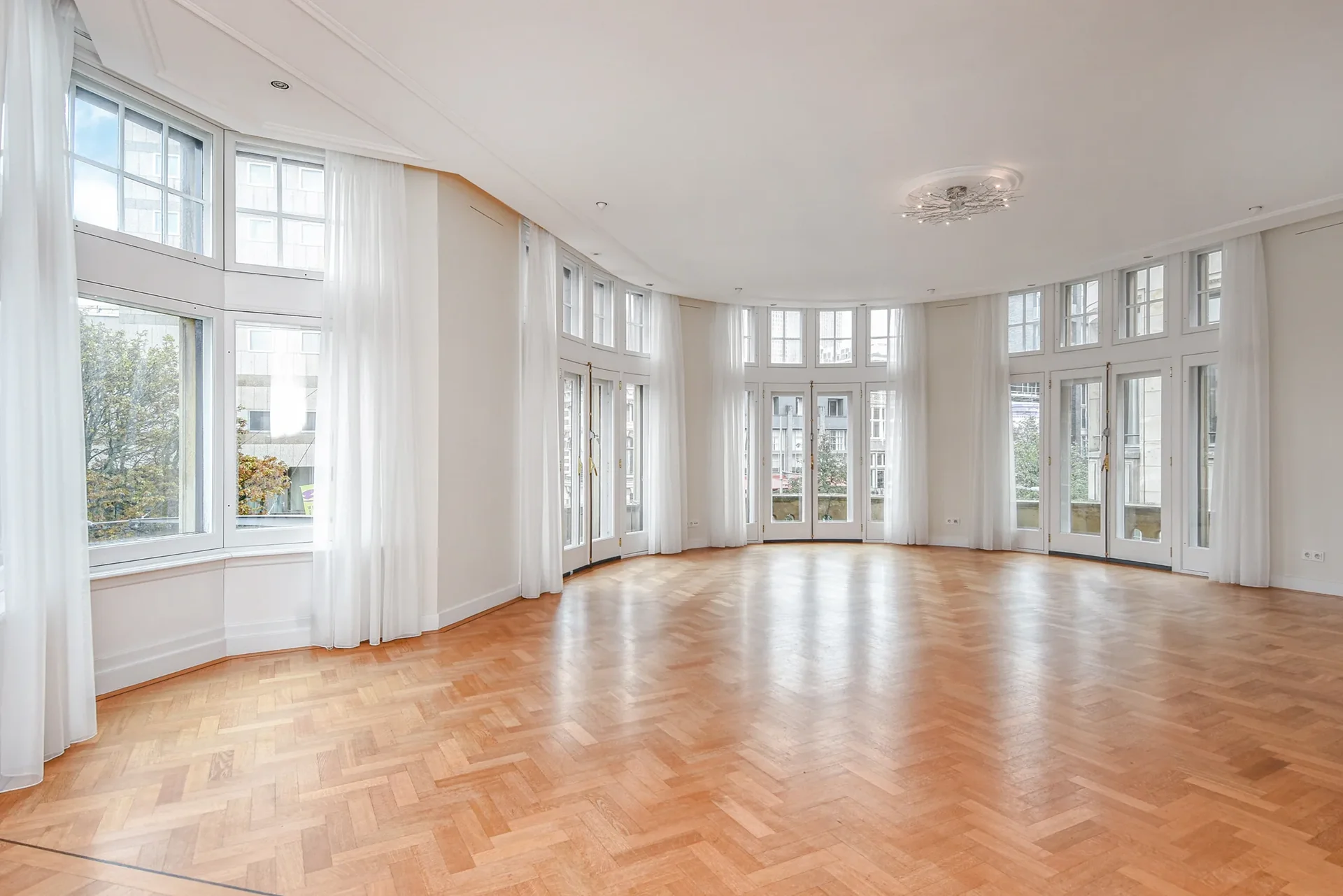 Rental property in Hofweg, The Hague