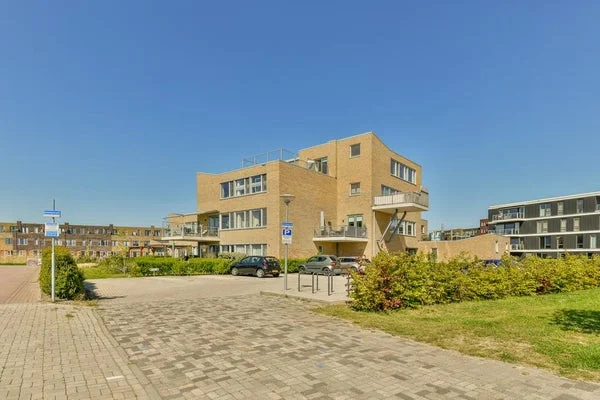 Rental property in Dettifossstraat, Almere