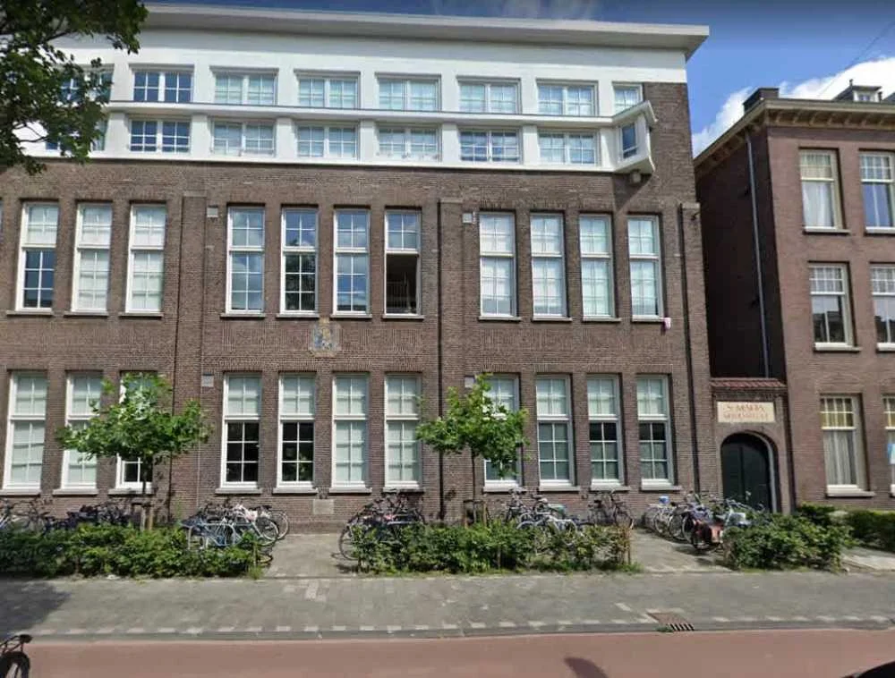 Rental property in Admiraal De Ruijterweg 410A-1, Amsterdam