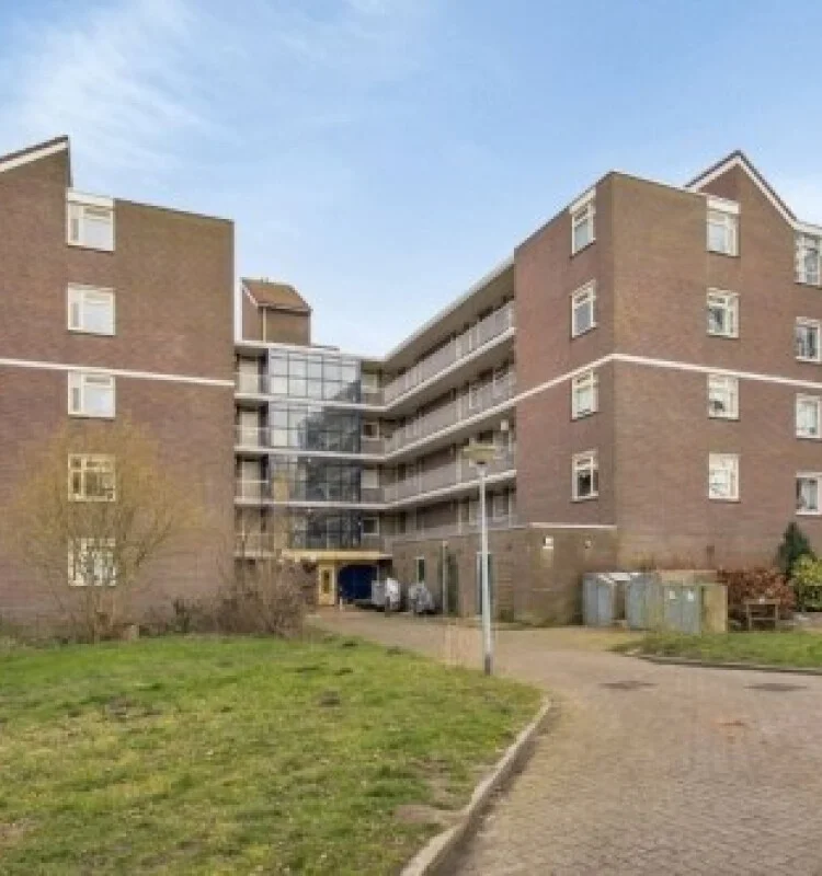 Rental property in Dijkmeent 10, Almere