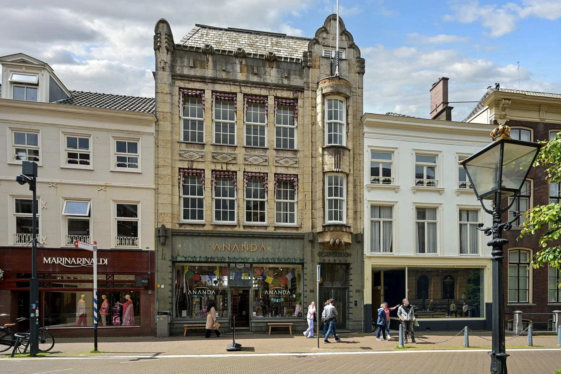 Rental property in Noordeinde 64A, The Hague