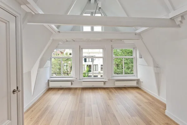 Rental property in Oudezijds Achterburgwal 27E, Amsterdam