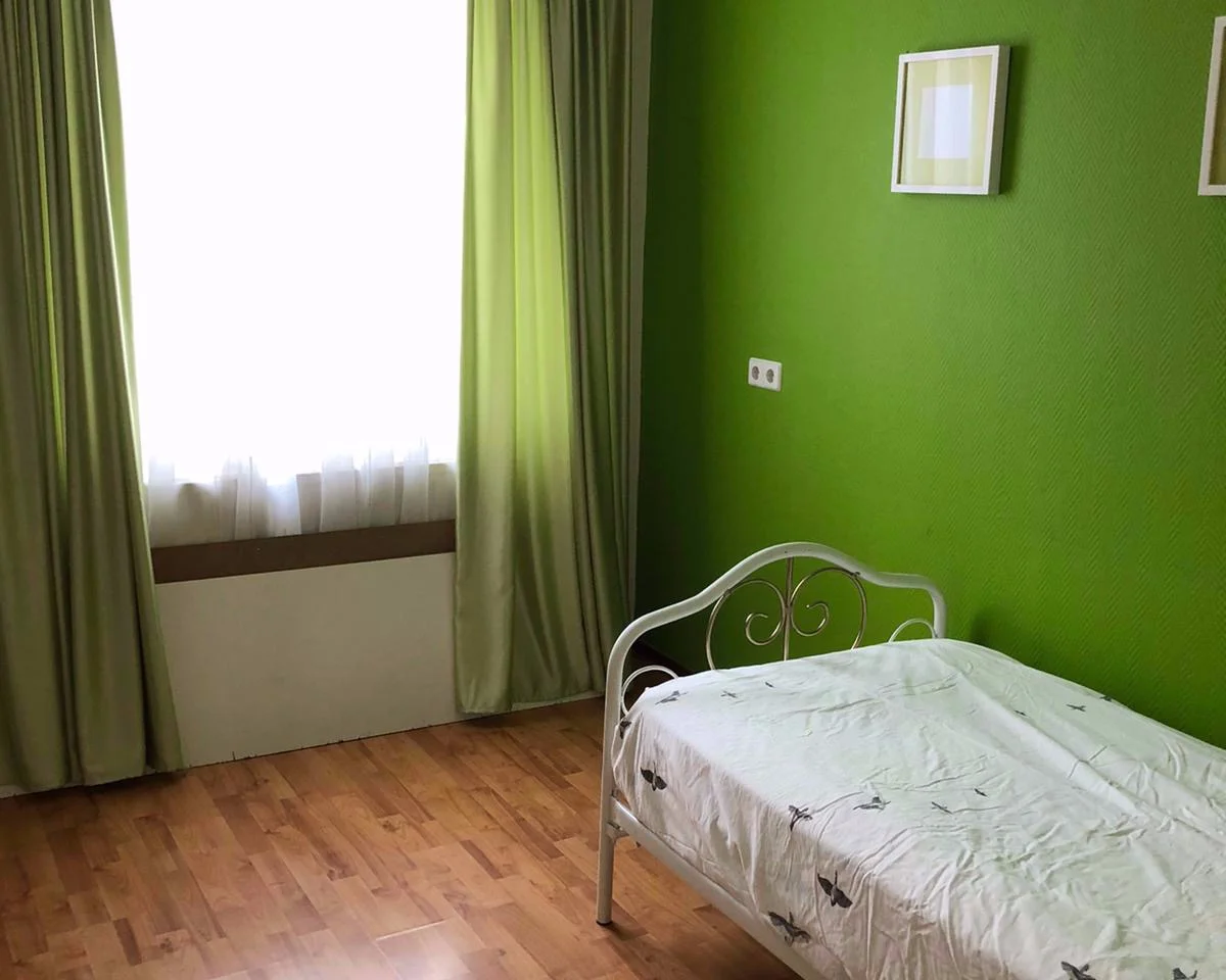 Rental property in Van der Woudendijk, The Hague