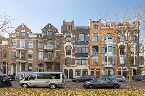 Rental property in Spoorsingel, Rotterdam