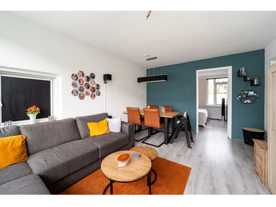 Rental property in Anna van Burenstraat, Dordrecht