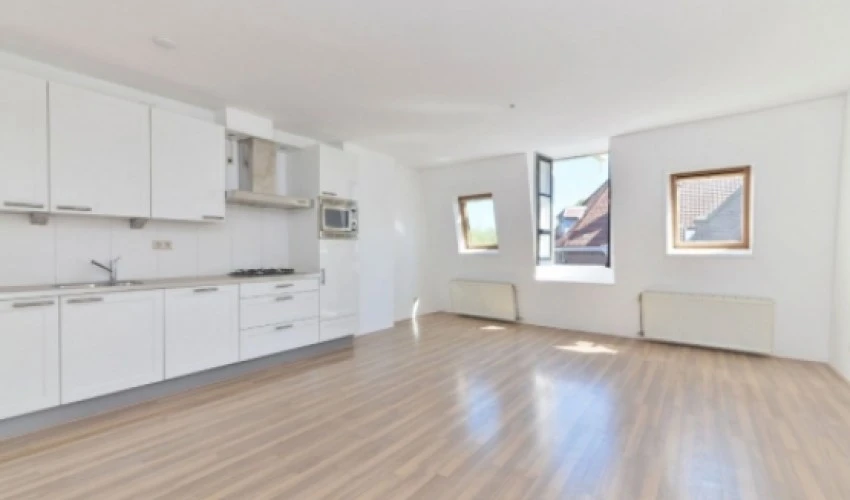 Rental property in Julianaweg, Utrecht