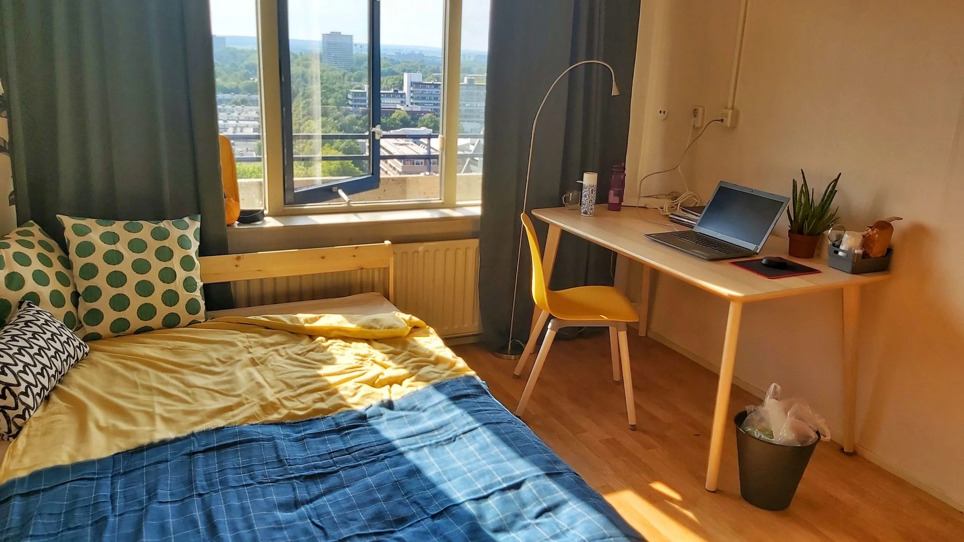 Rental property in Geuzenweg 32, Hilversum