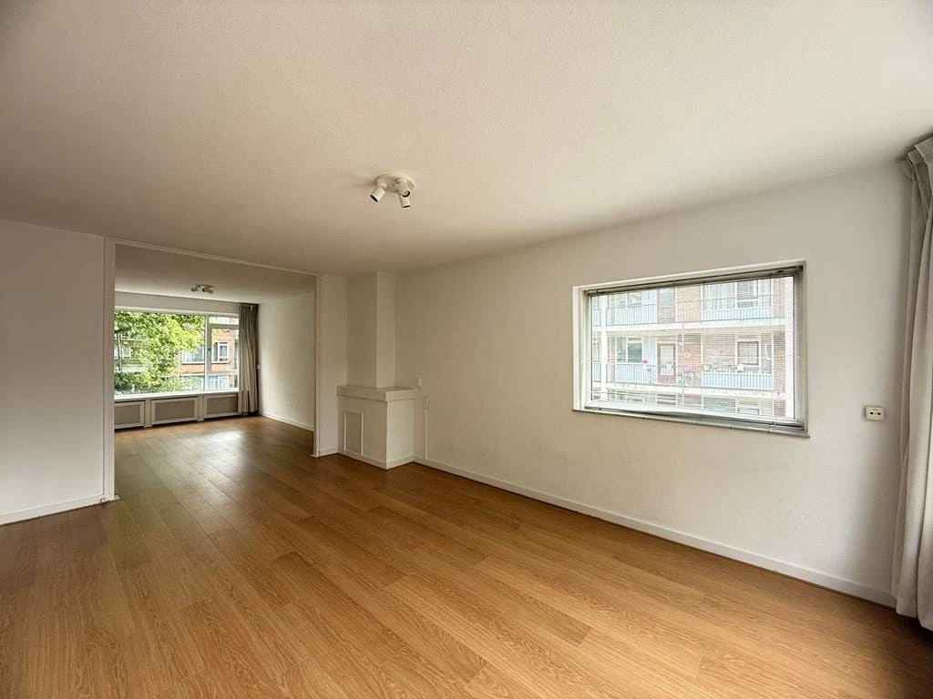 Rental property in Koxhorn 16-1, Amsterdam