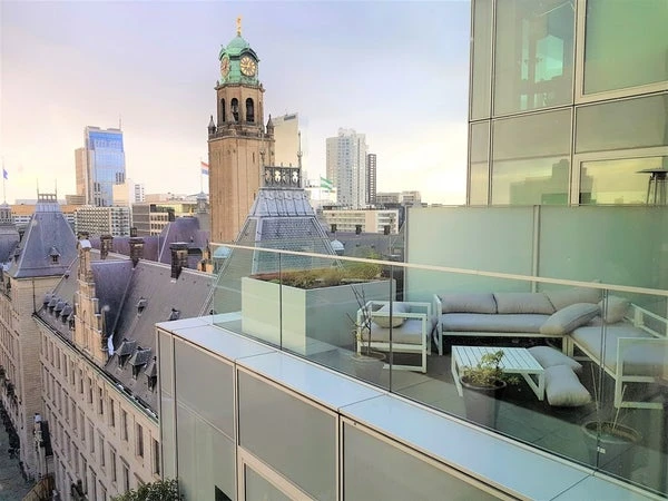Rental property in Halvemaanpassage, Rotterdam