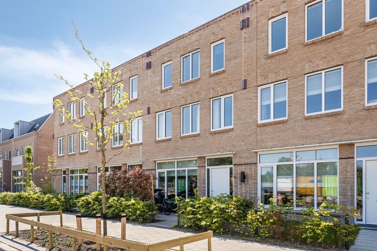 Rental property in H.J.A. Hoflandlaan 7, Rotterdam