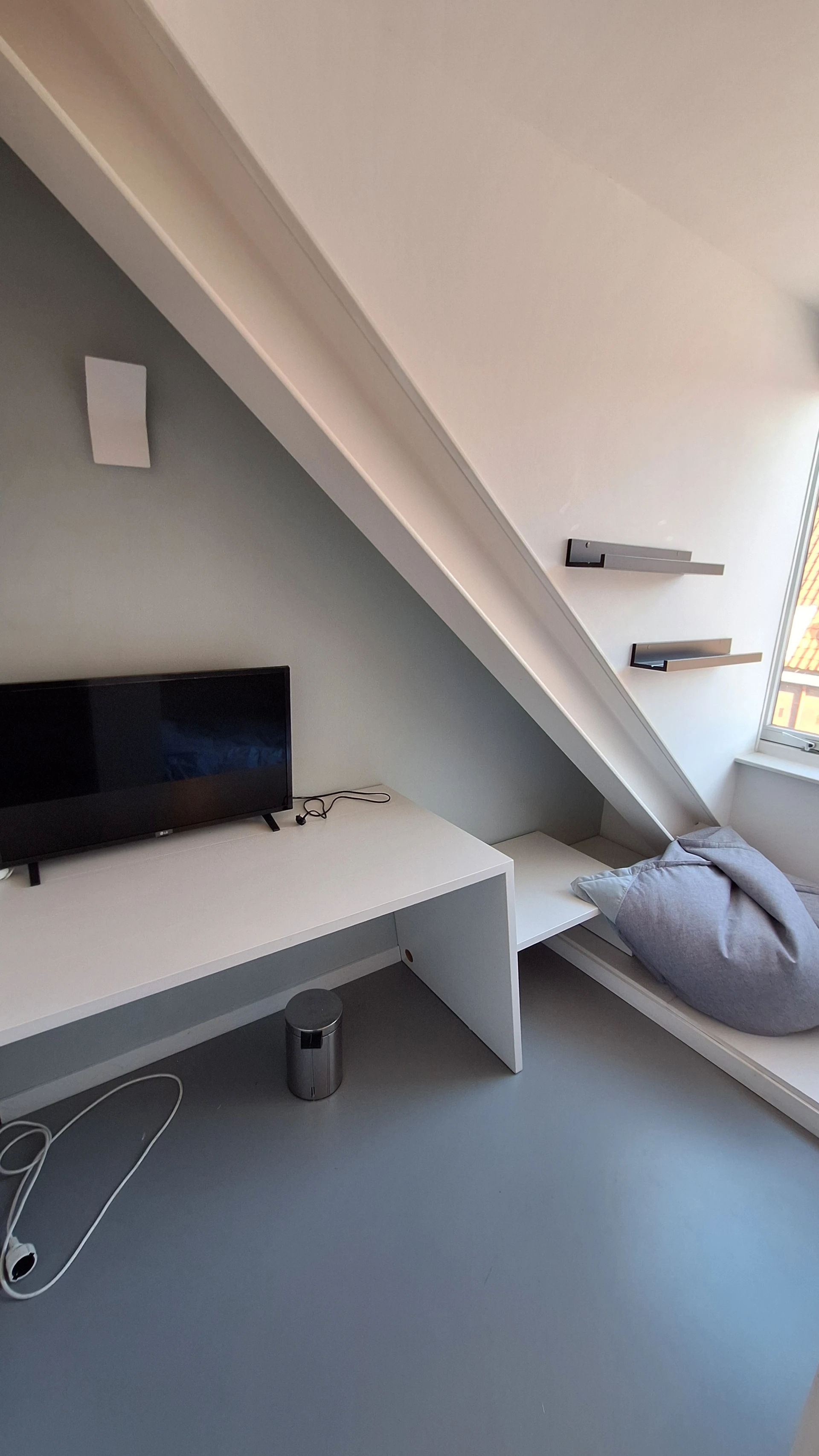 Rental property in Montelbaanstraat, Amsterdam