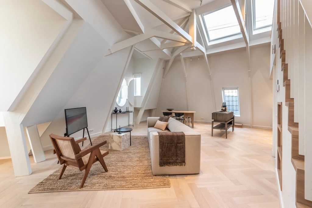 Rental property in Leidsekade 98D, Amsterdam