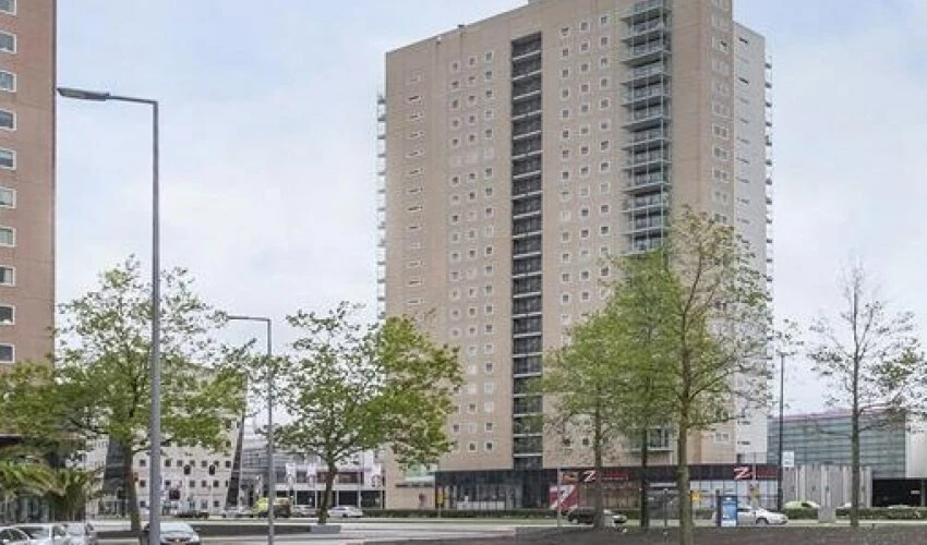 Rental property in Strevelsweg 123, Rotterdam