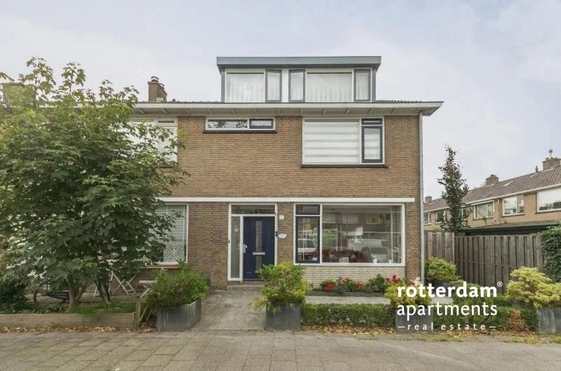 Rental property in Van der Kloot Meyburgstraat, Rotterdam