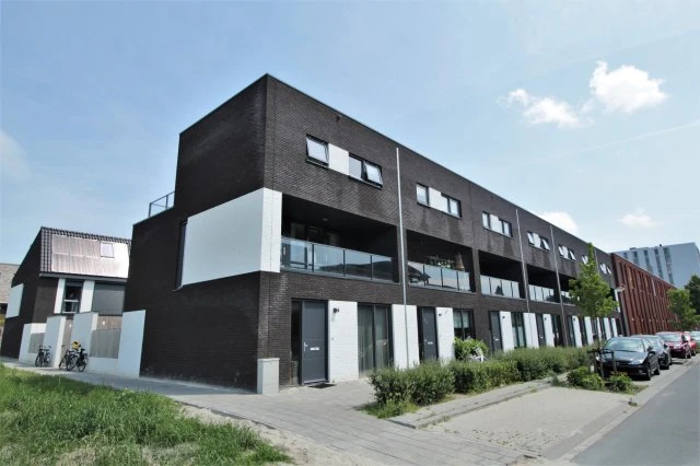 Rental property in Paradijsvogelstraat 52, Groningen
