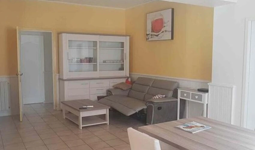 Rental property in Apothekersdijk 9, Leiden