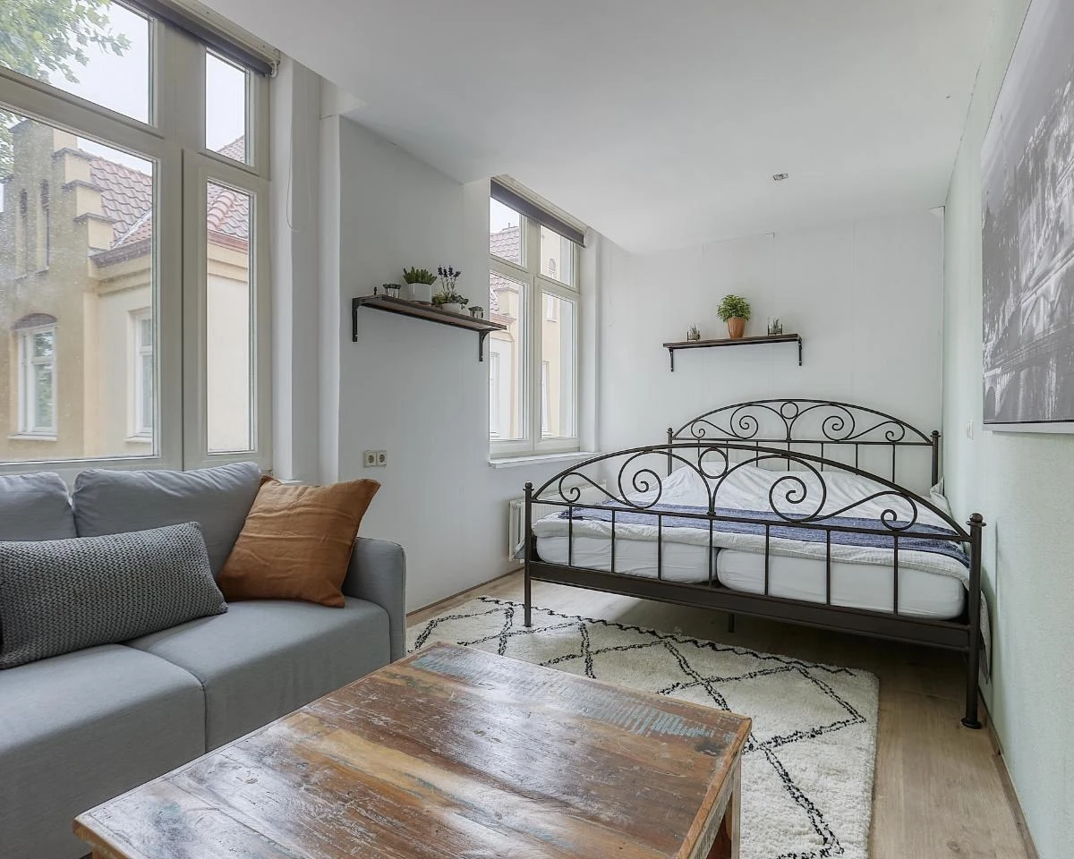 Rental property in Van Osstraat, The Hague