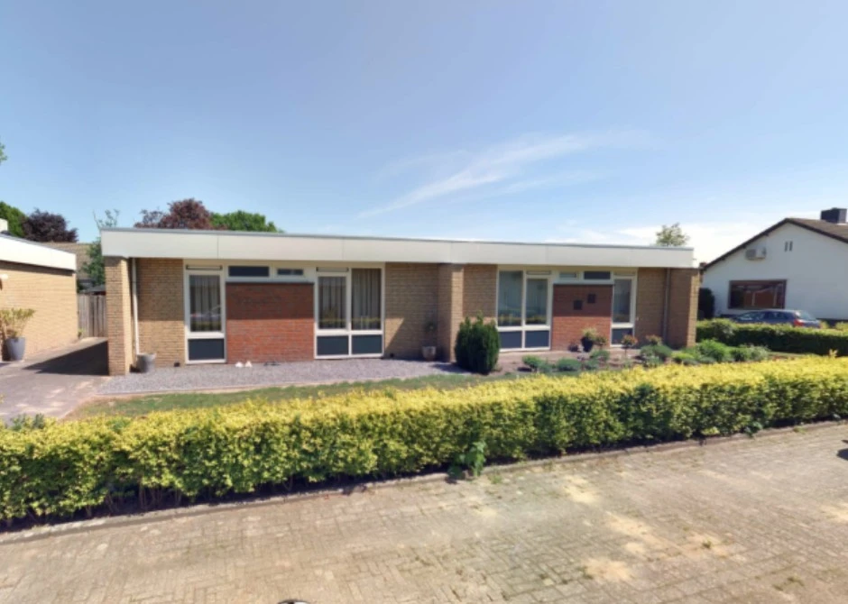 Rental property in Burgemeester Mertensstraat 3, Heythuysen