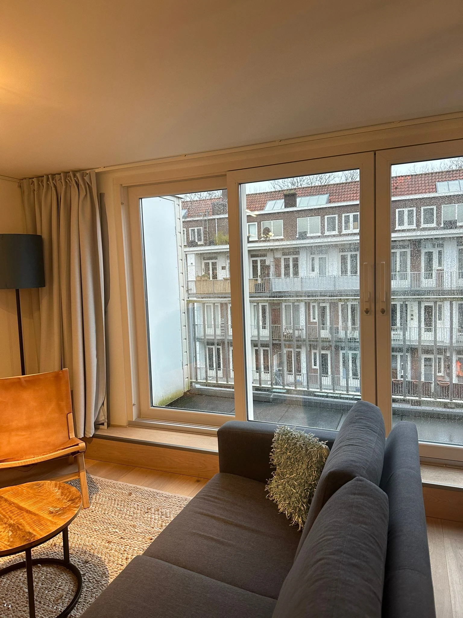 Rental property in Leiduinstraat, Amsterdam