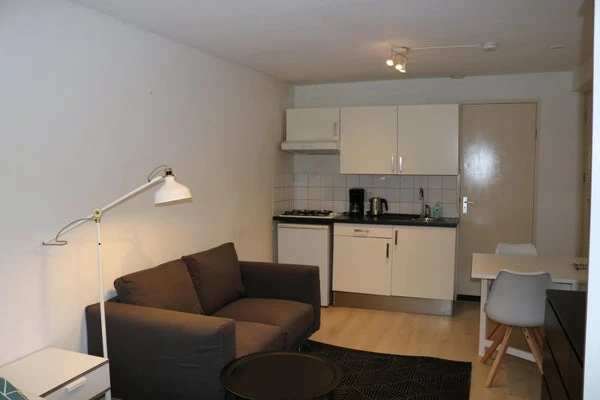 Rental property in Lieve Verschuierstraat, Rotterdam