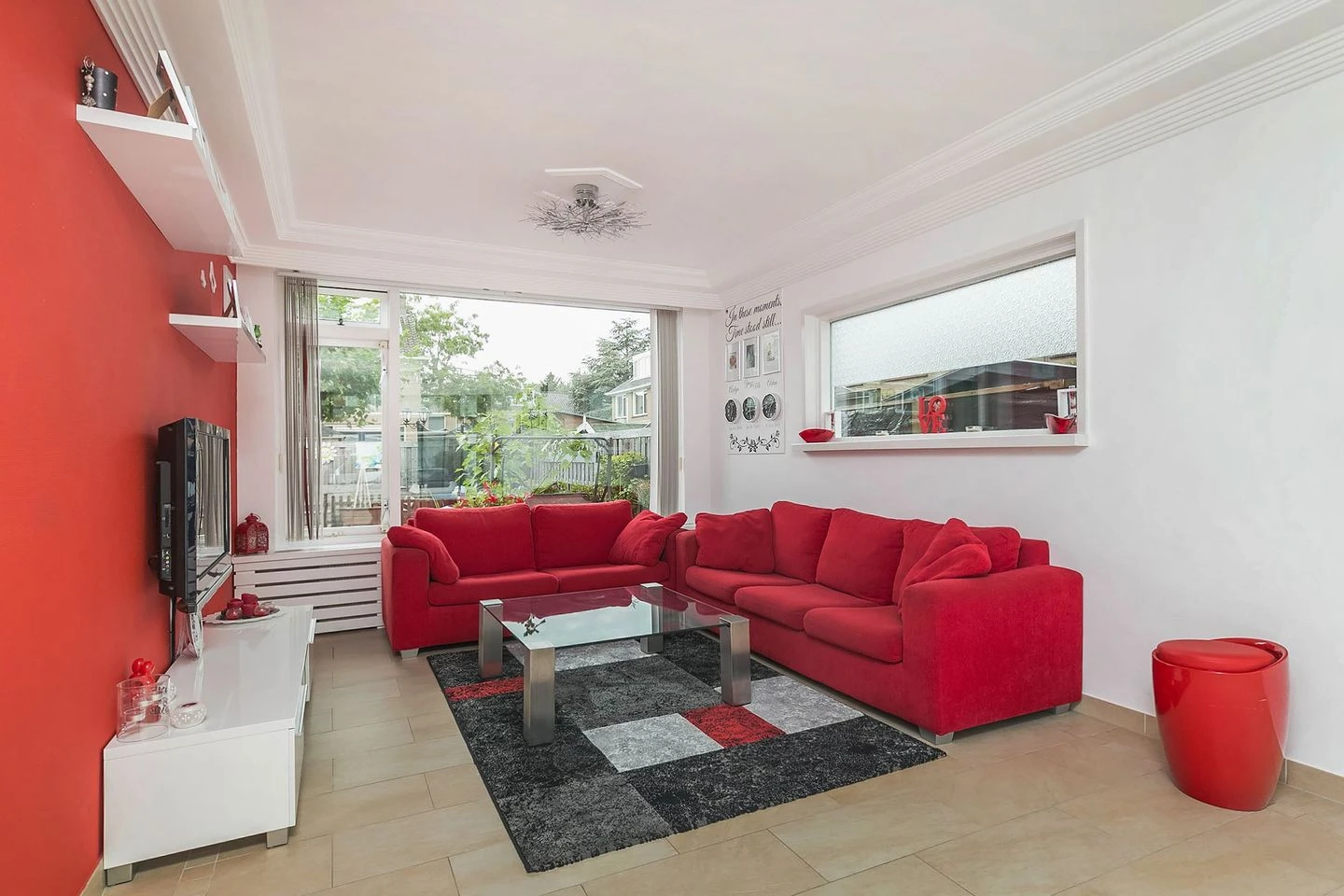 Rental property in Van der Kloot Meyburgstraat 1, Rotterdam