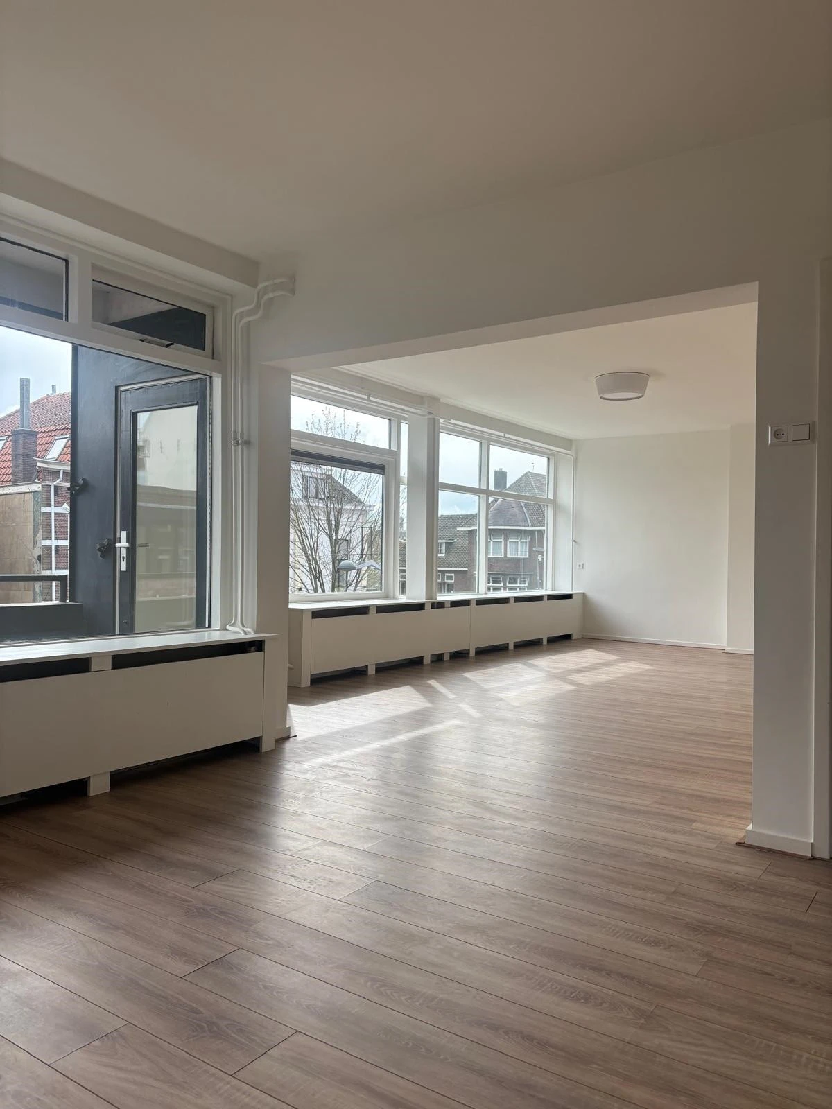 Rental property in Stationsweg 6, Leiden