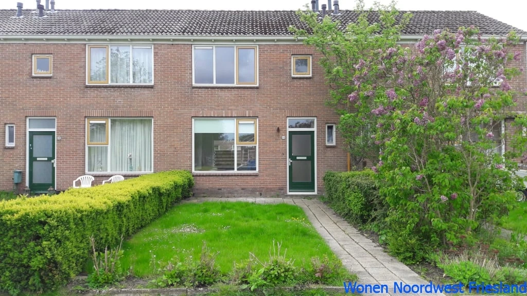 Rental property in Hollandse Straat 44, St.-Annaparochie