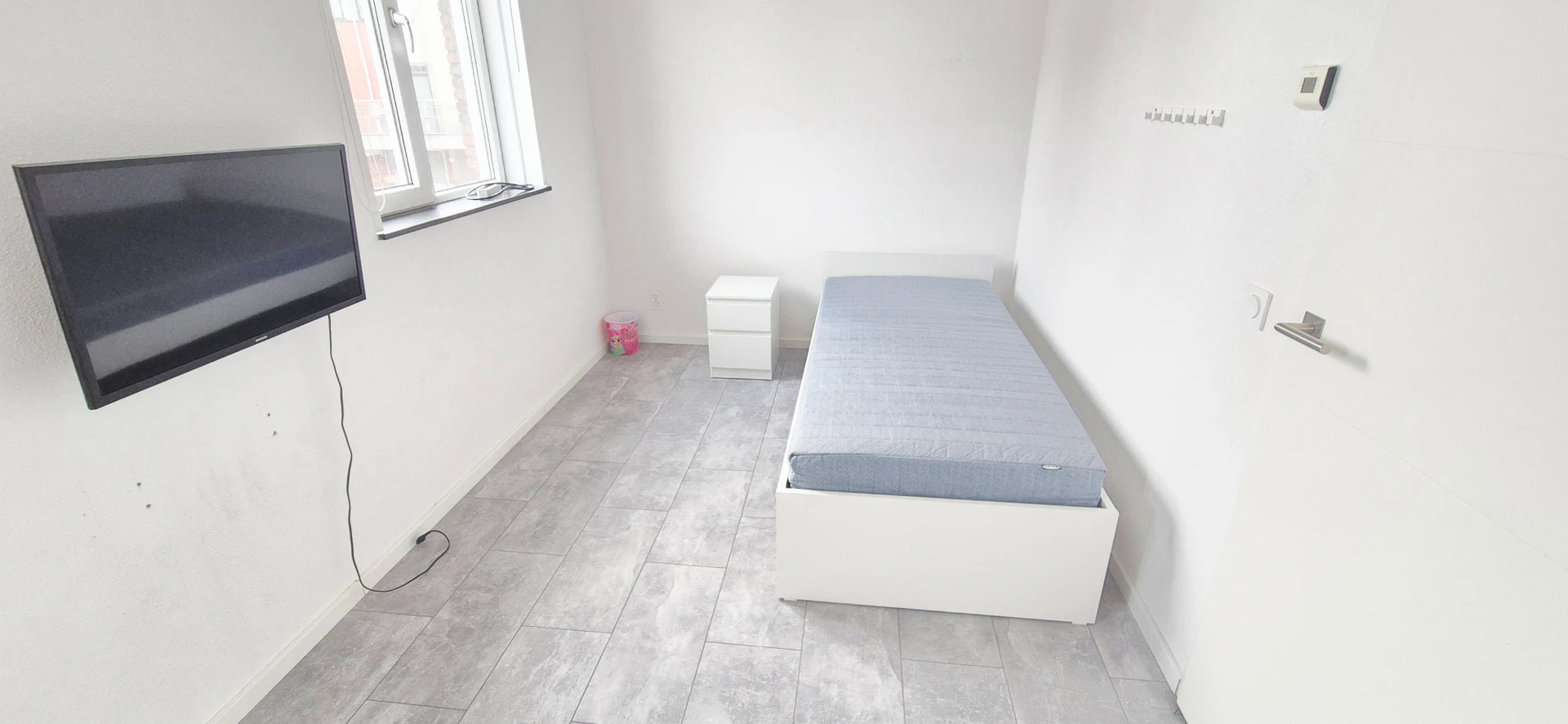 Rental property in Aagje Dekenstraat, Dordrecht