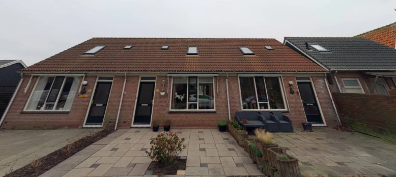 Rental property in De Houtmanstraat 35, Oudeschild