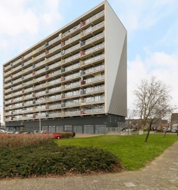 Rental property in Saffierstraat 36, Alphen aan den Rijn