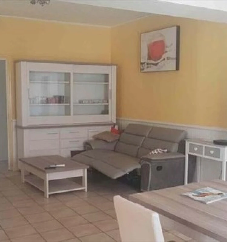 Rental property in Apothekersdijk 10, Leiden