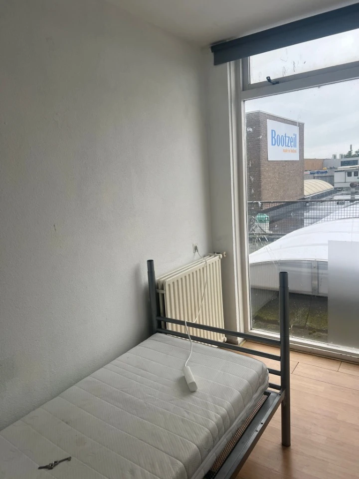 Rental property in Ingenieur Lelyweg, Haarlem