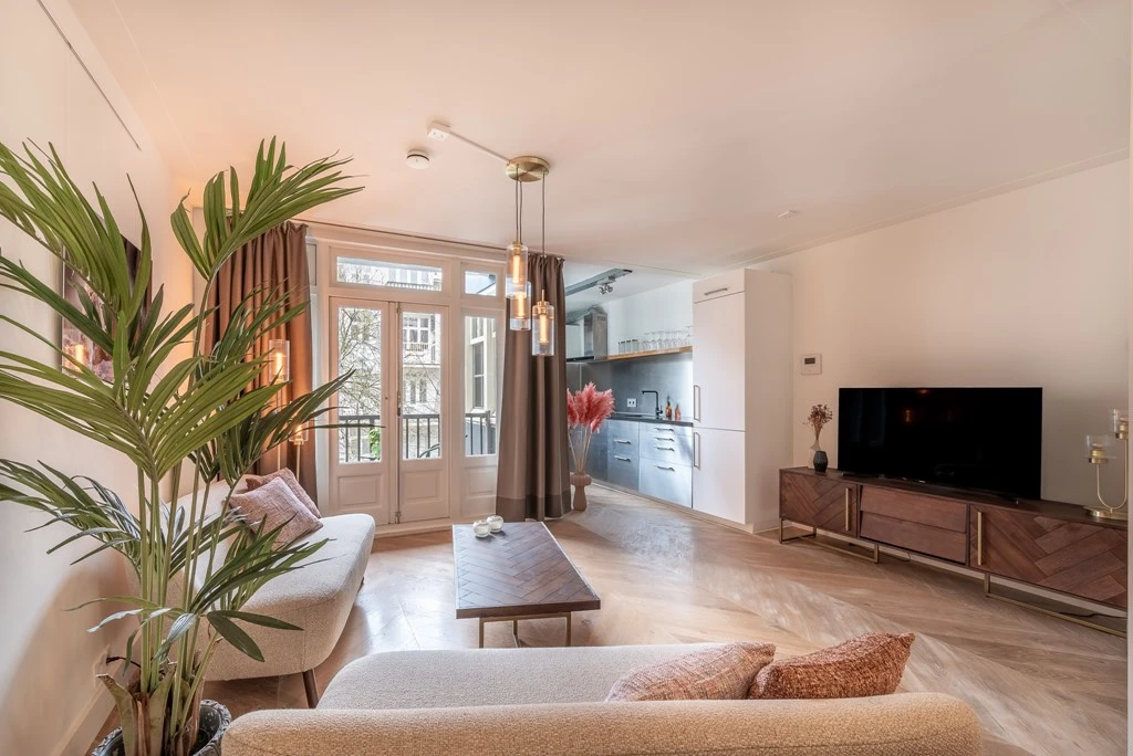 Rental property in Wilhelminastraat 11-3, Amsterdam