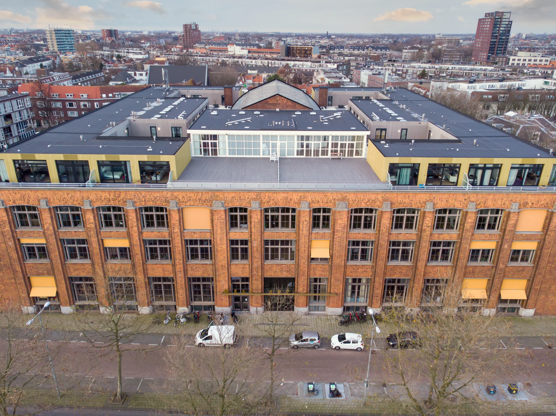 Rental property in Westzeedijk 503F, Rotterdam