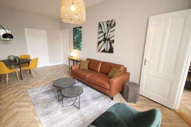85m2 apartment to rent for 1895€/month in Ampèrestraat, The Hague