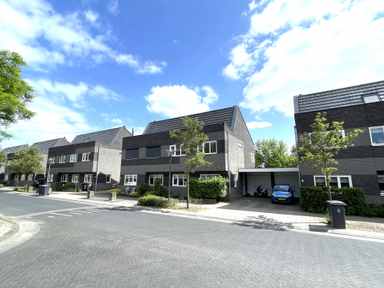 168m2 house to rent for 2500€/month in Hawkinsstraat 30, Zutphen