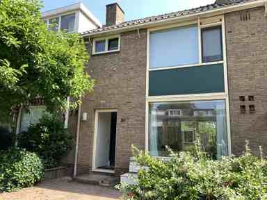 105m2 house to rent for 2300€/month in Potgieterlaan 25, Uithoorn