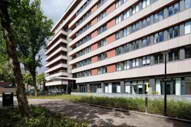 100m2 apartment to rent for 1900€/month in Handelstraat, Apeldoorn