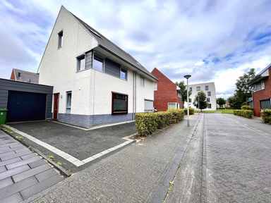house di 150m2 in affitto a 1775€/mese a Keilruwe, Maastricht
