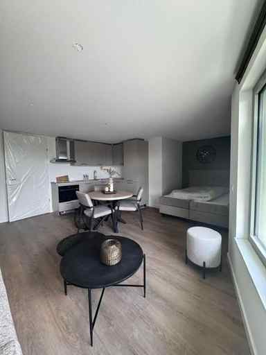 40m2 studio te huur voor 1681€/maand in Stationsweg, Sliedrecht
