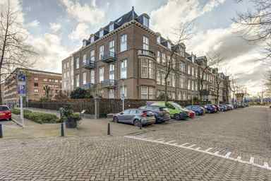 apartment de 121m2 à louer pour 3250€/mois à Nicolaas Beetsstraat, Utrecht