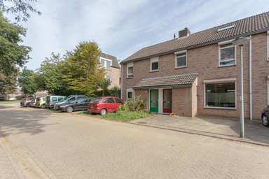 101m2 house to rent for 1890€/month in Riddergaard, Maastricht