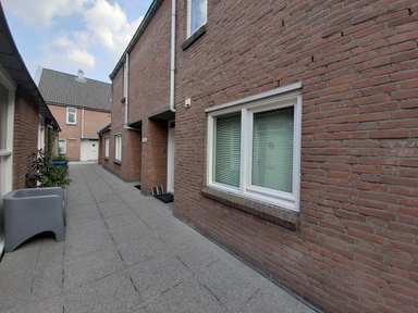 apartment de 120m2 à louer pour 1750€/mois à Hoogzwanenstraat 112, Maastricht