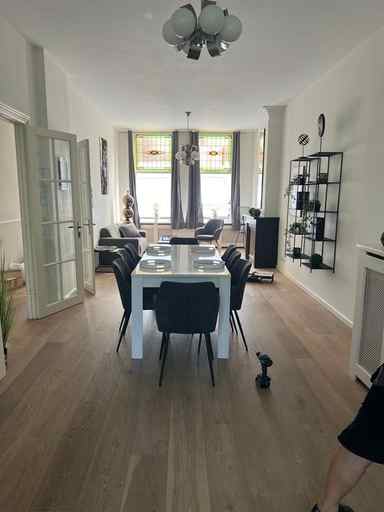 apartment di 131m2 in affitto a 3450€/mese a Snelliusstraat, The Hague