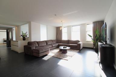 132m2 apartment te huur voor 2875€/maand in Lichtstraat, Eindhoven