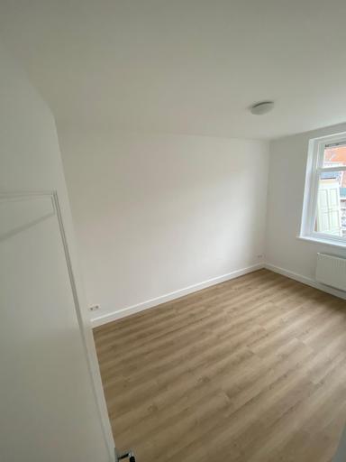 96m2 apartment to rent for 2100€/month in Goeverneurlaan, The Hague