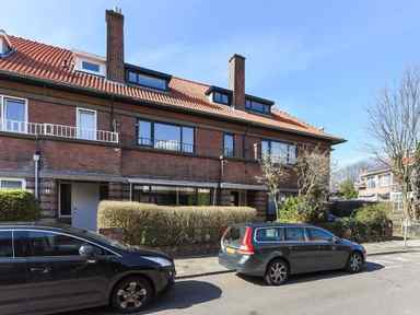 house di 225m2 in affitto a 4950€/mese a Kapelweg, The Hague