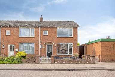 92m2 house to rent for 3300€/month in Bloemenoordplein, Waalwijk